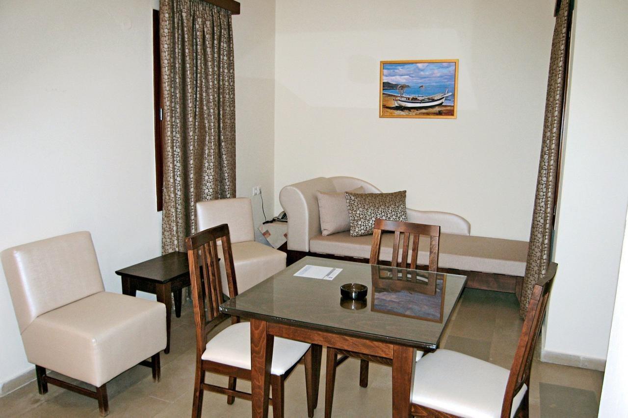 Blue Sea Hotel Apartments Rethymno  Exterior photo